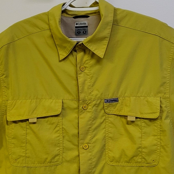 COLUMBIA TITANIUM OMNI-DRY GREEN OLIVE, SHORT SLEEVES, CASUAL MENS SHIRT,  LARGE - Picture 4 of 13